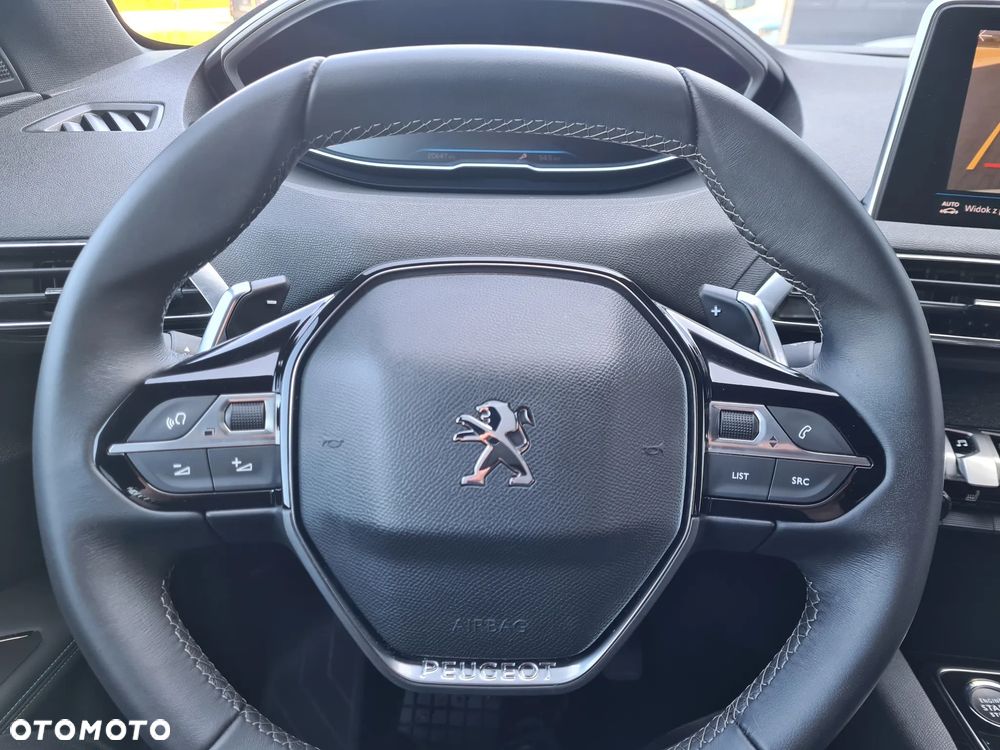 Peugeot 3008 1.2 PureTech Allure Pack S&S EAT8 - 16