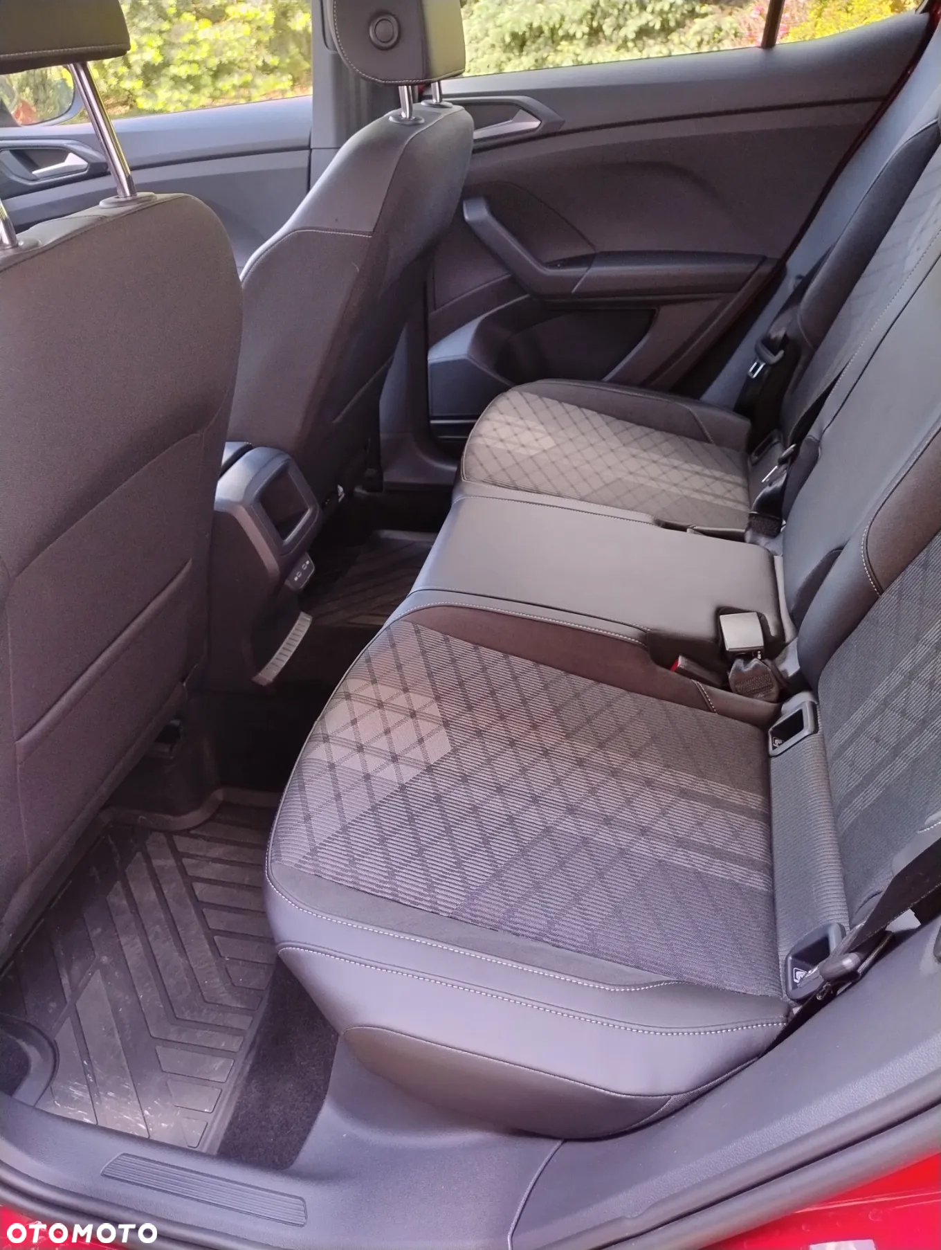 Volkswagen T-Cross 1.5 TSI ACT R-Line DSG - 13