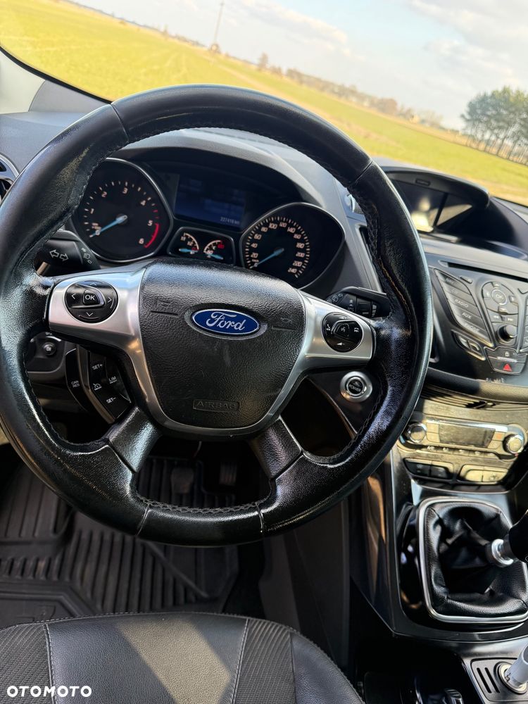 Ford Kuga 2.0 TDCi 4WD Titanium - 8