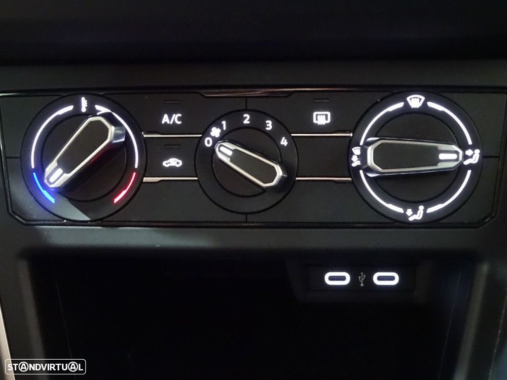 VW Taigo 1.0 TSI Urban - 26