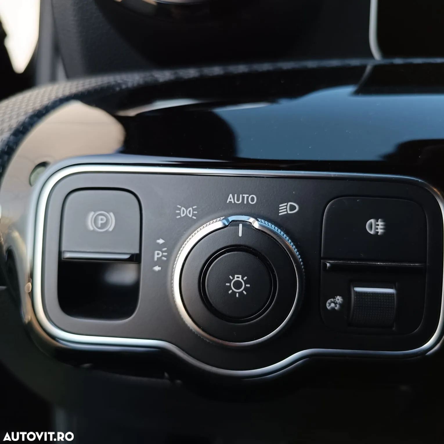 Mercedes-Benz A 180 d 7G-DCT - 6
