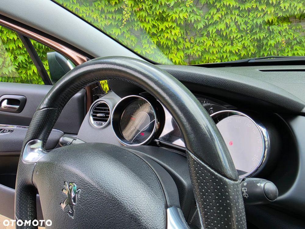 Peugeot 3008 1.6 HDi Style - 17