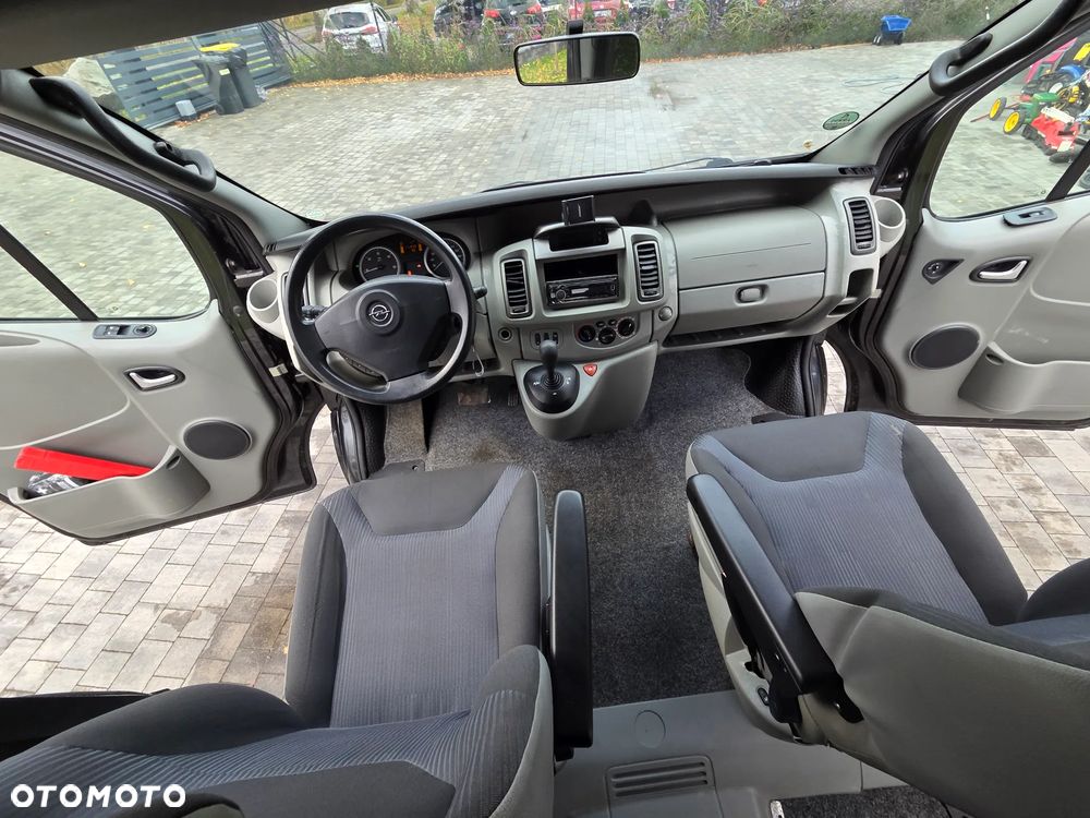 Opel Vivaro - 16
