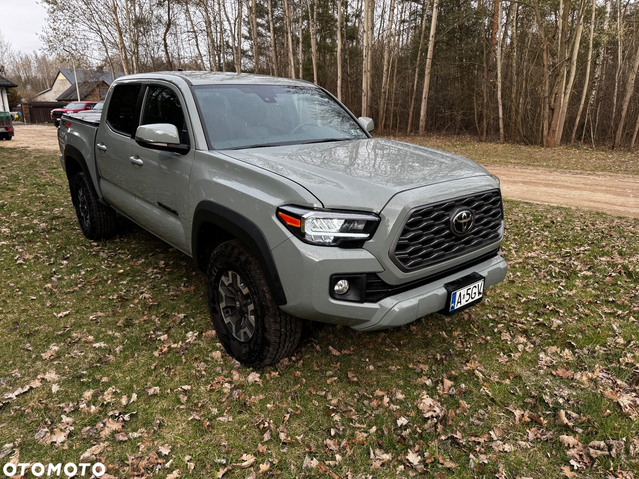 Toyota Tacoma - 1