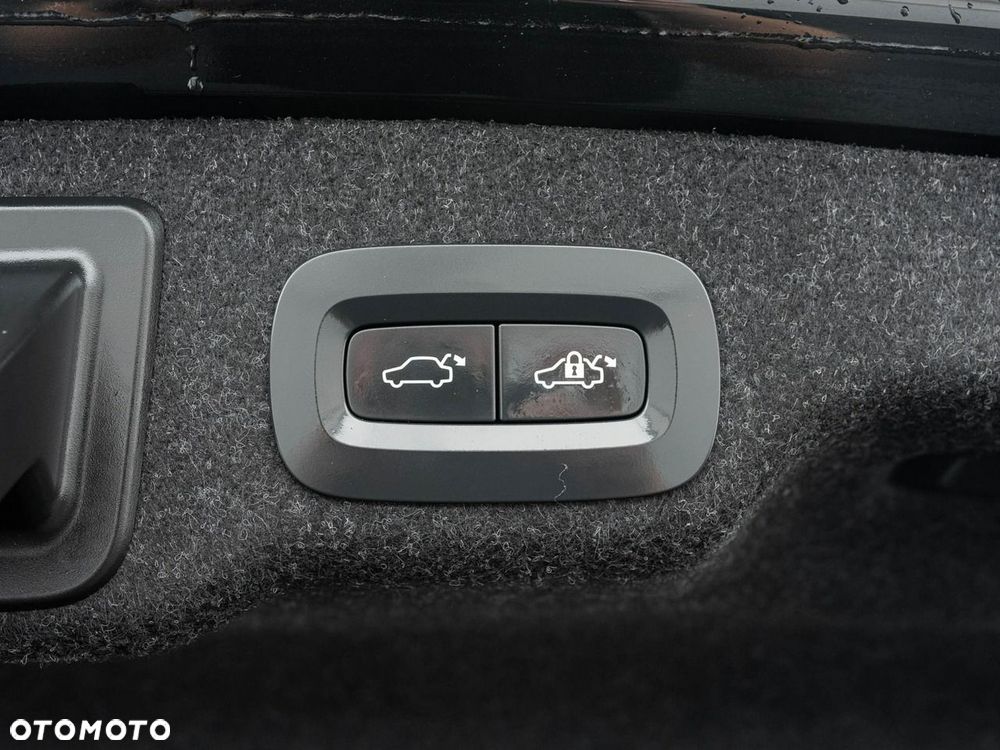 Volvo S90 B6 B AWD Inscription - 29