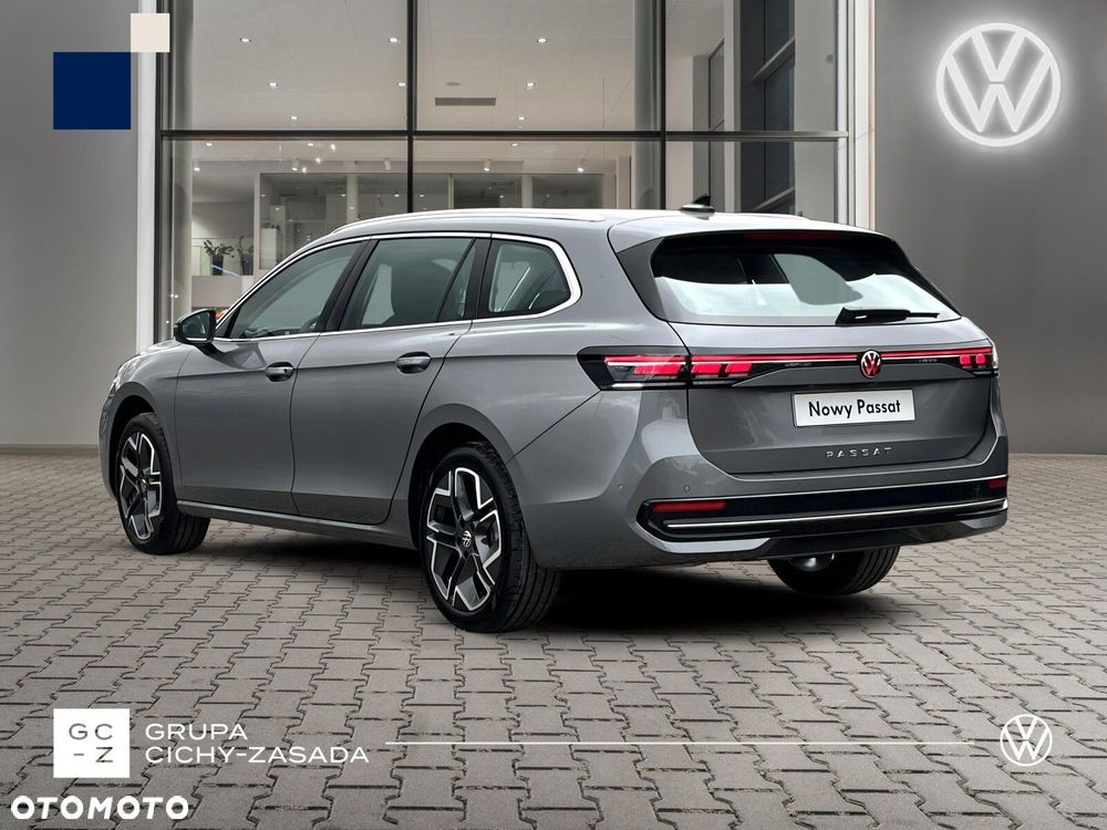Volkswagen Passat Variant 2.0 TSI Elegance DSG - 4