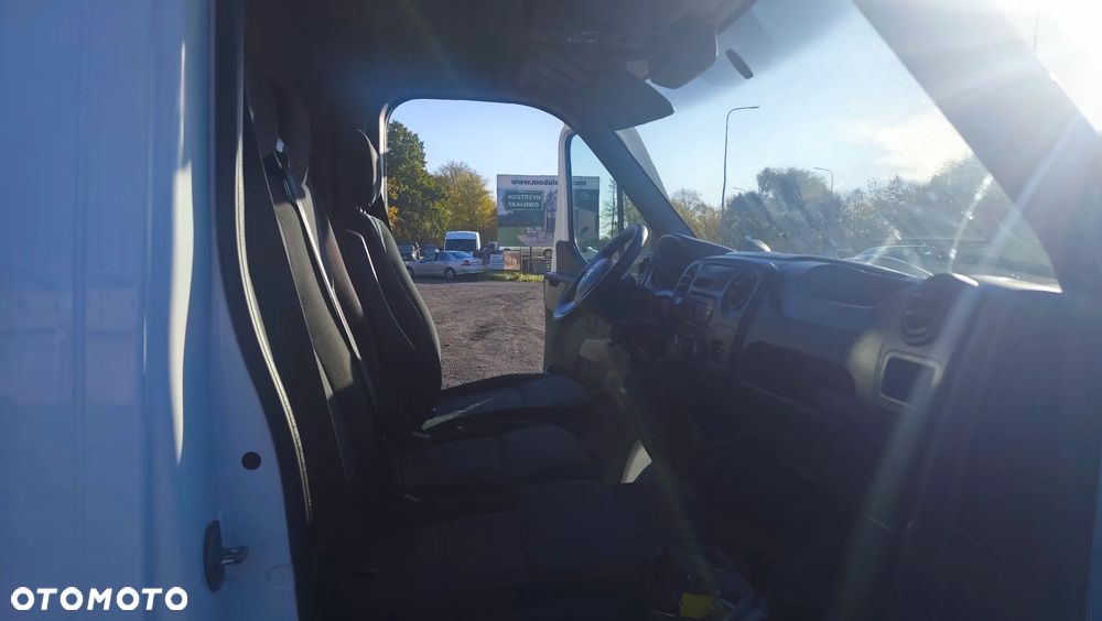Renault Master - 32