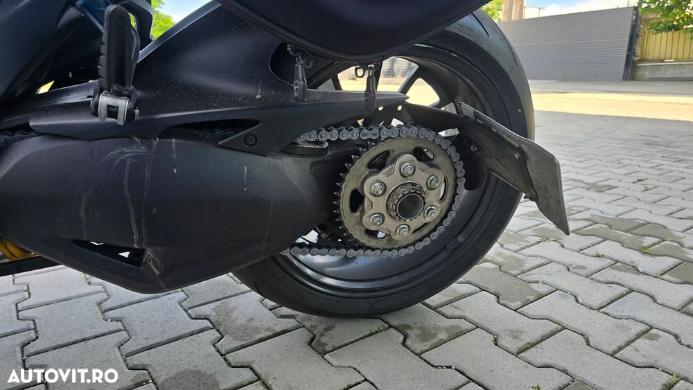 Ducati Diavel - 15