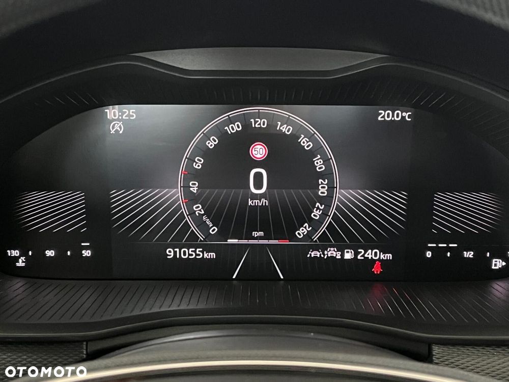 Skoda Kamiq 1.0 TSI Essence - 20