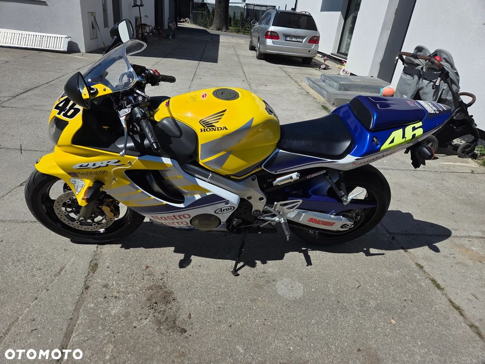 Honda CBR - 8