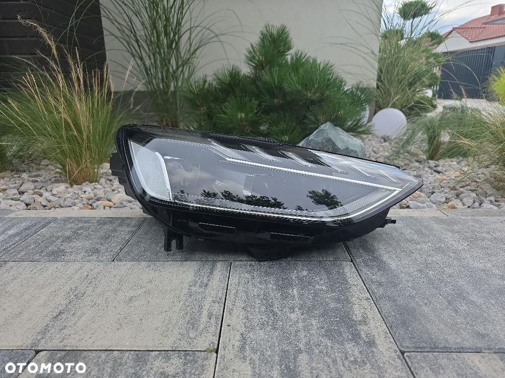 AUDI A4 S4 8W0 B9 LIFT Lampa prawa Kompletna Full Led Dynamic 8W0941034D - 1