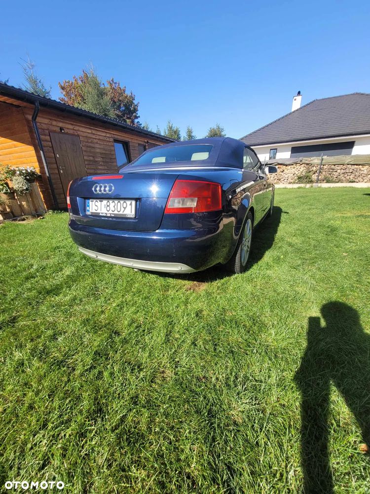 Audi A4 Cabrio ver-2-5-tdi-multitronic - 6