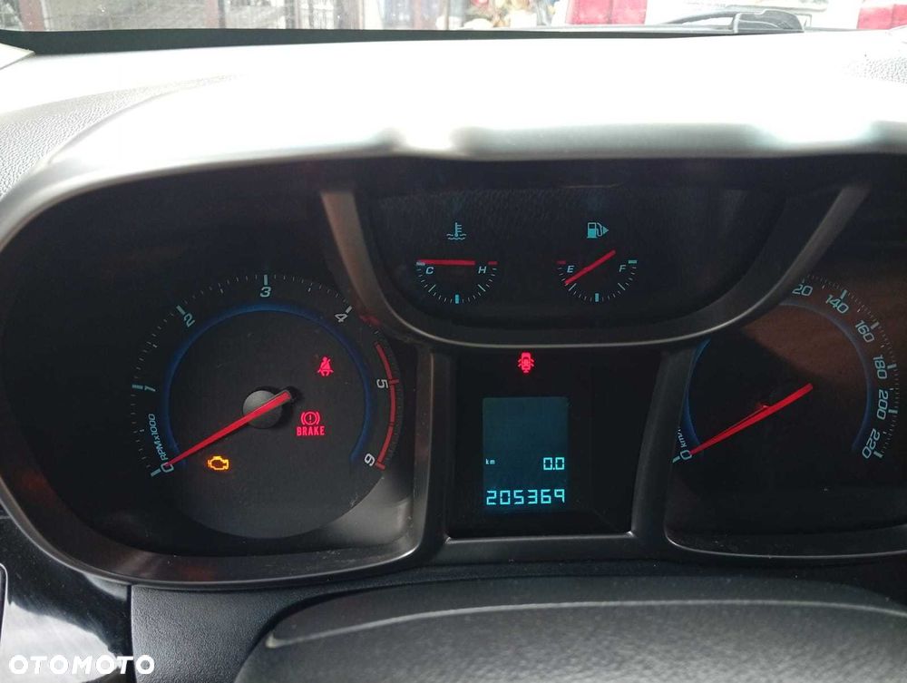 Chevrolet Orlando - 6