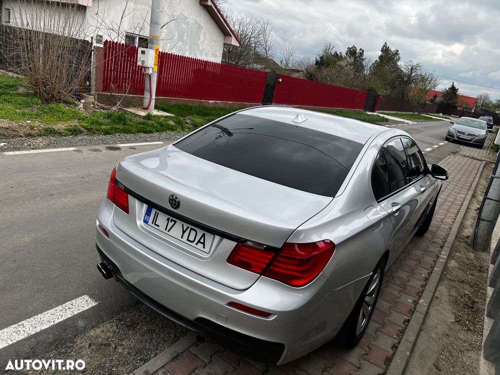 BMW Seria 7 730d Aut. - 31
