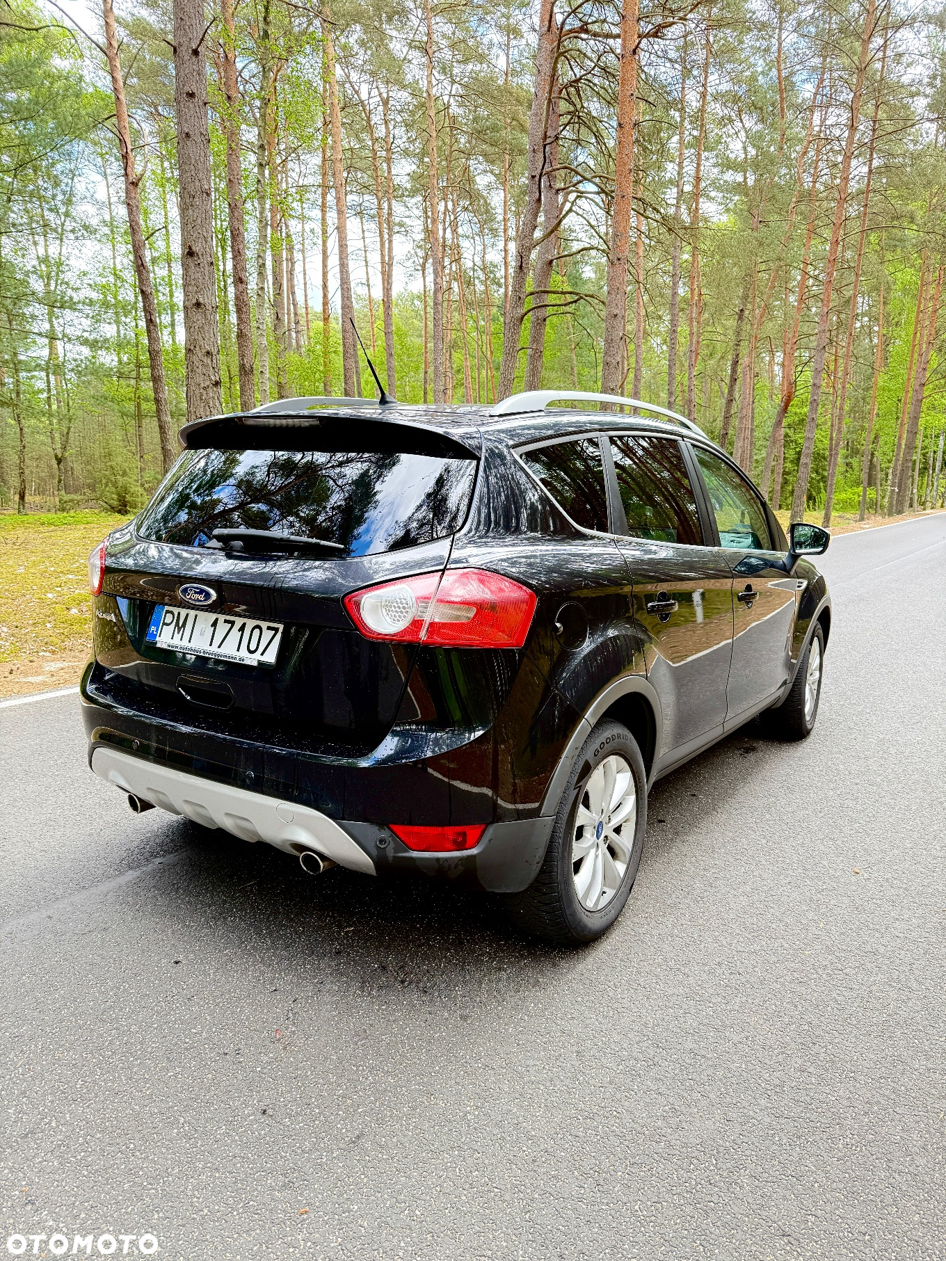 Ford Kuga 2.0 TDCi 4x4 Titanium - 4