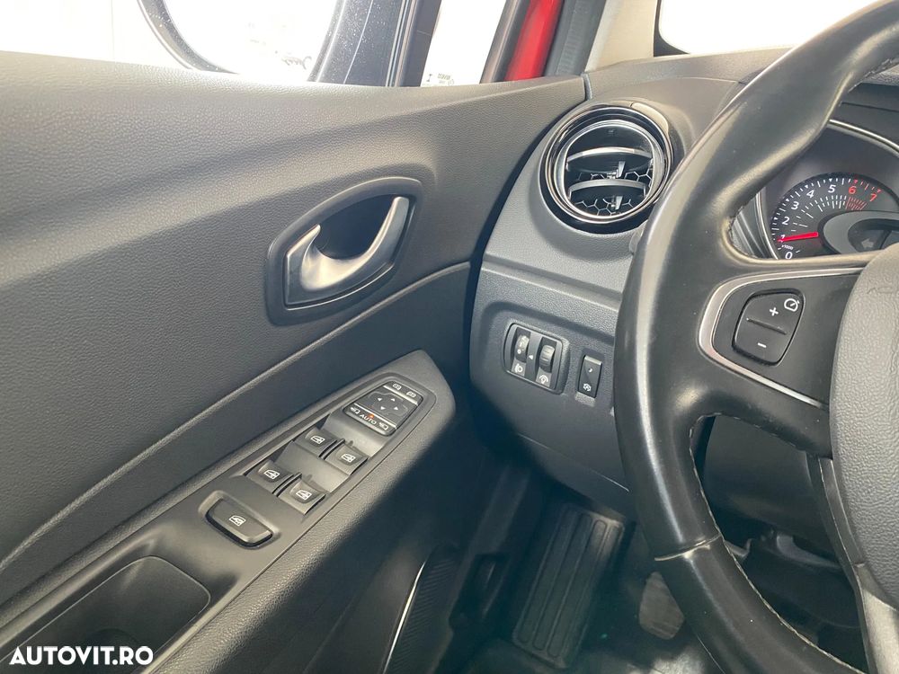 Renault Captur TCe FAP Intens - 19