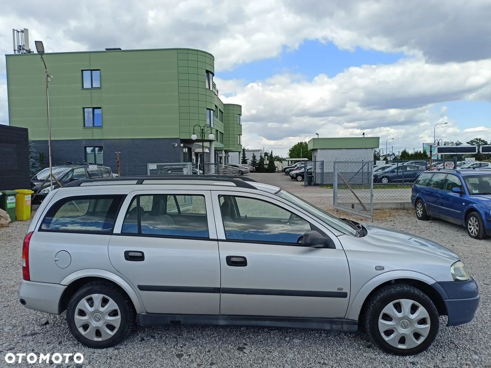Opel Astra 1.4 - 5