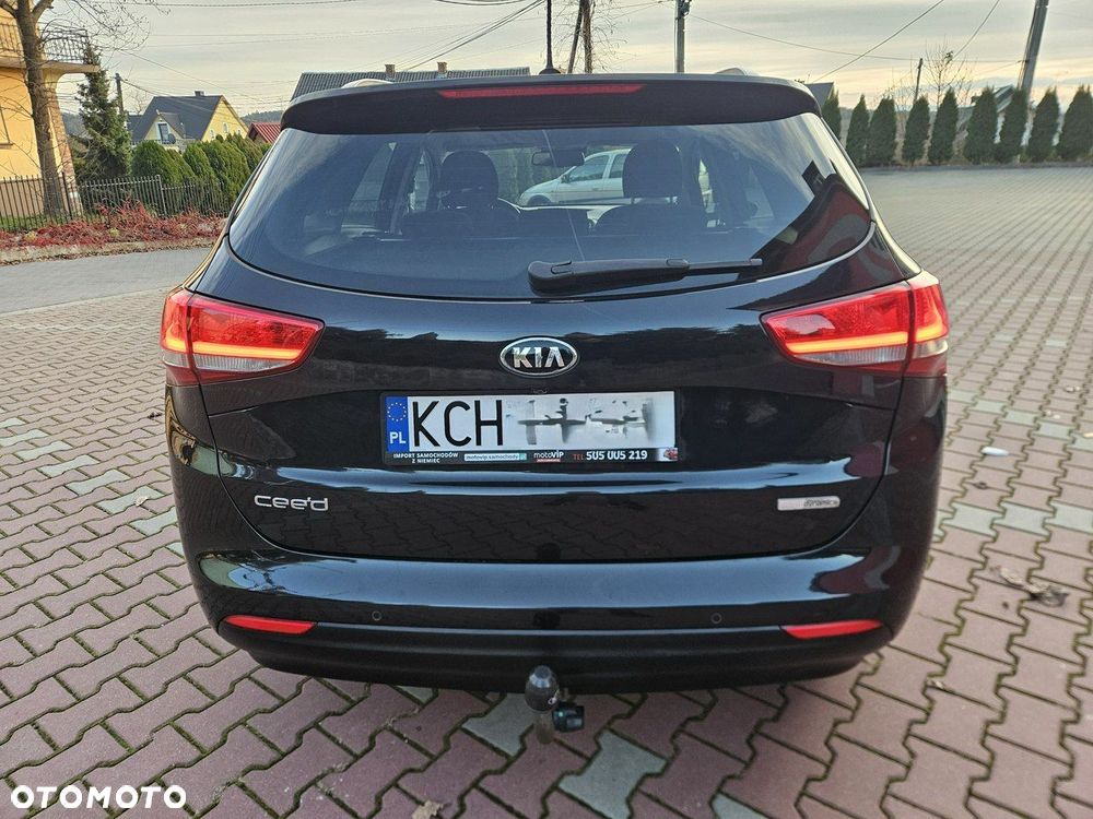 Kia Ceed 1.6 CRDi 136 DCT ISG GT Line - 10