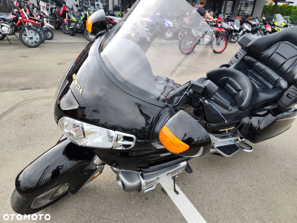 Honda GL - 12