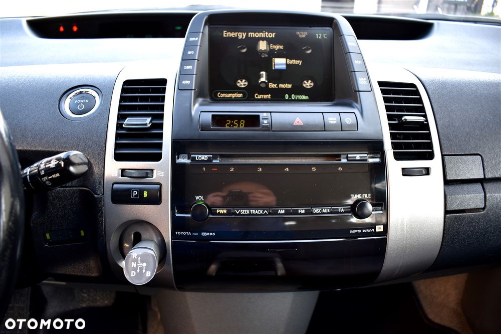 Toyota Prius 1.5 VVT-i Sol (nav) - 27