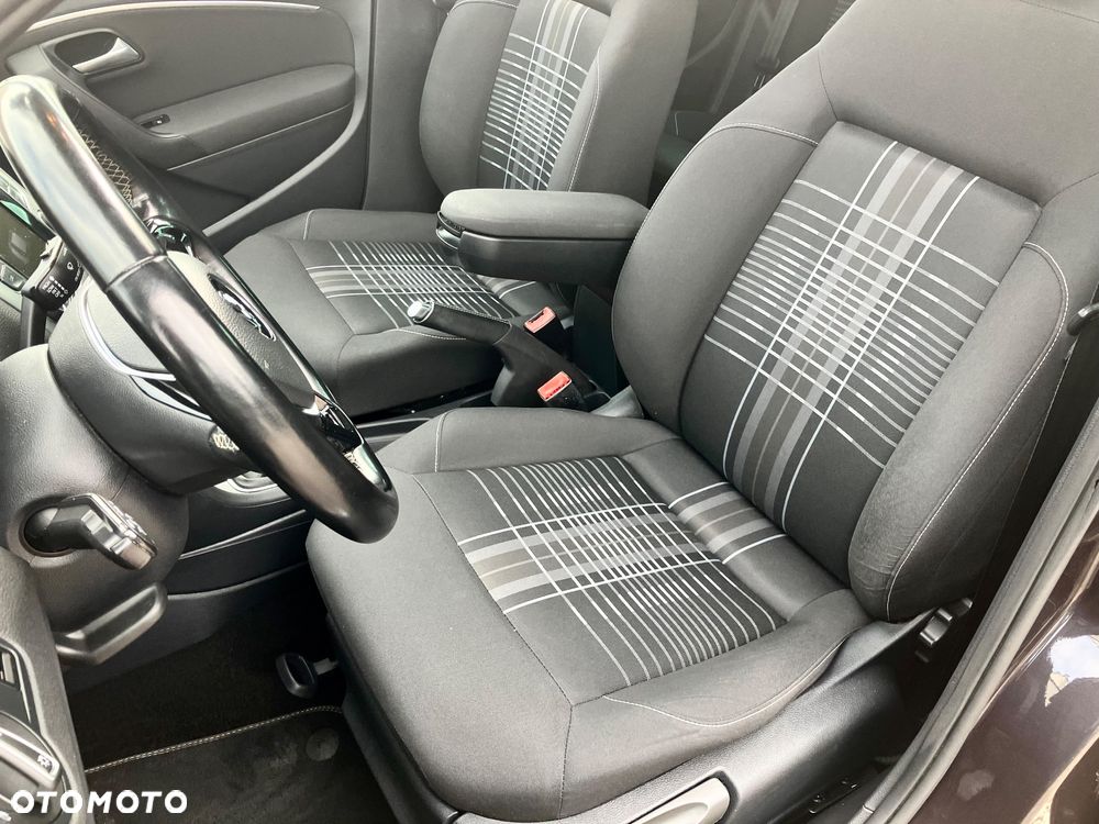 Volkswagen Polo 1.0 (Blue Motion Technology) Comfortline - 18