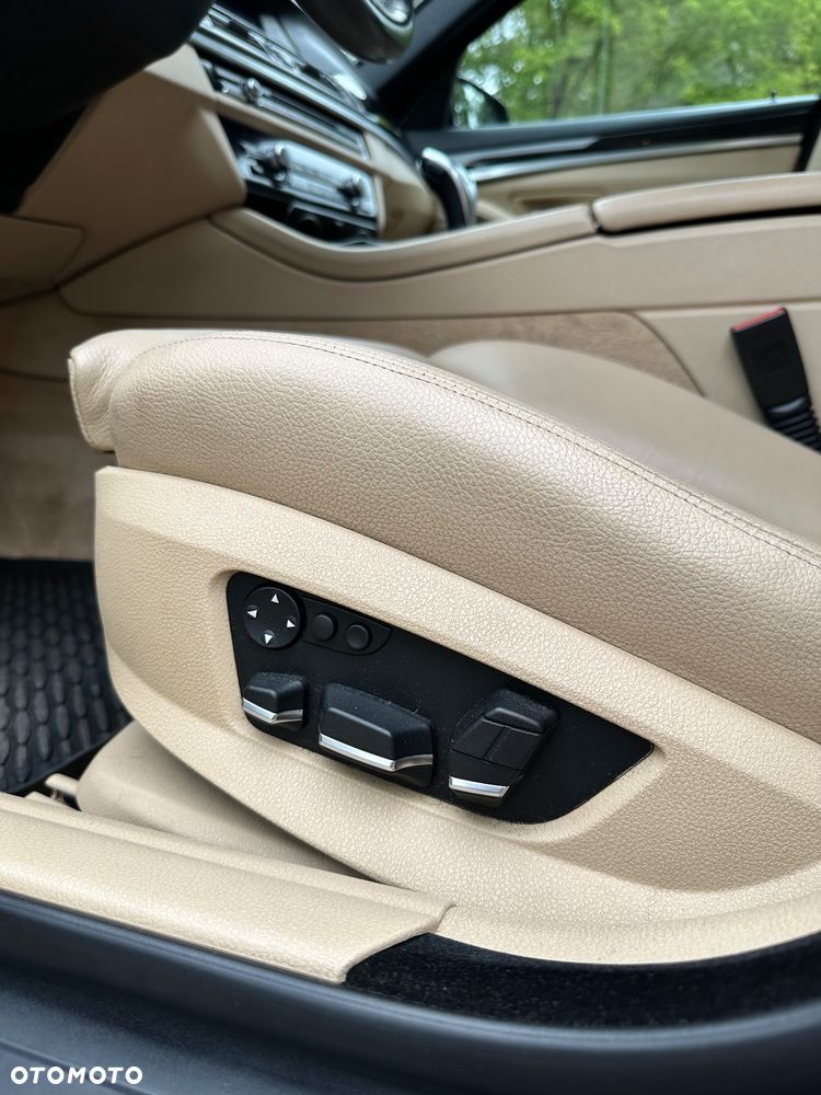 BMW Seria 5 - 11