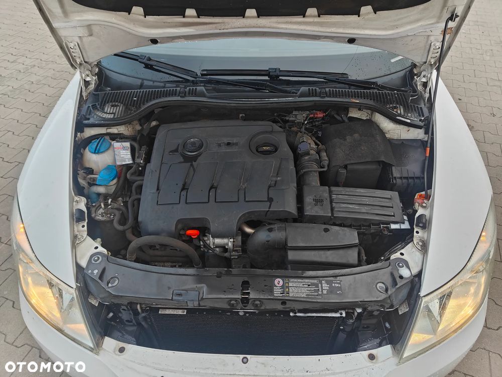 Skoda Octavia 1.6 TDI DPF Ambition - 19