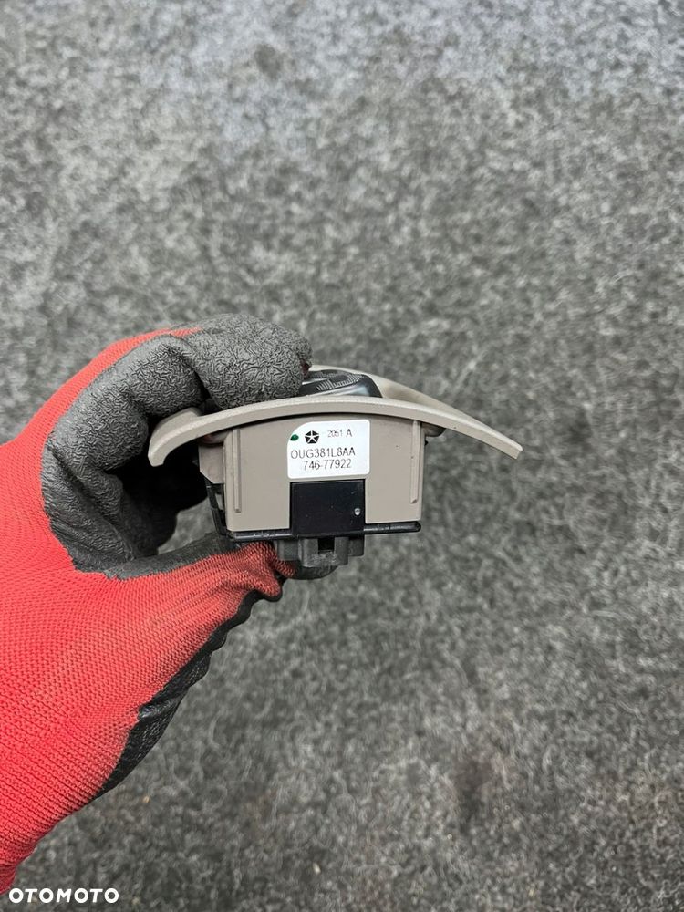 Panel przełącznik szyb chrysler pt cruiser 74677922 - 2