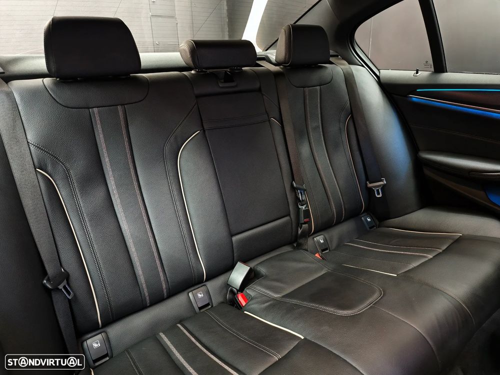 BMW 530 e Pack M - 44