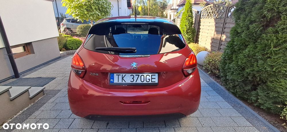 Peugeot 208 1.6 BlueHDi Allure S&S - 12