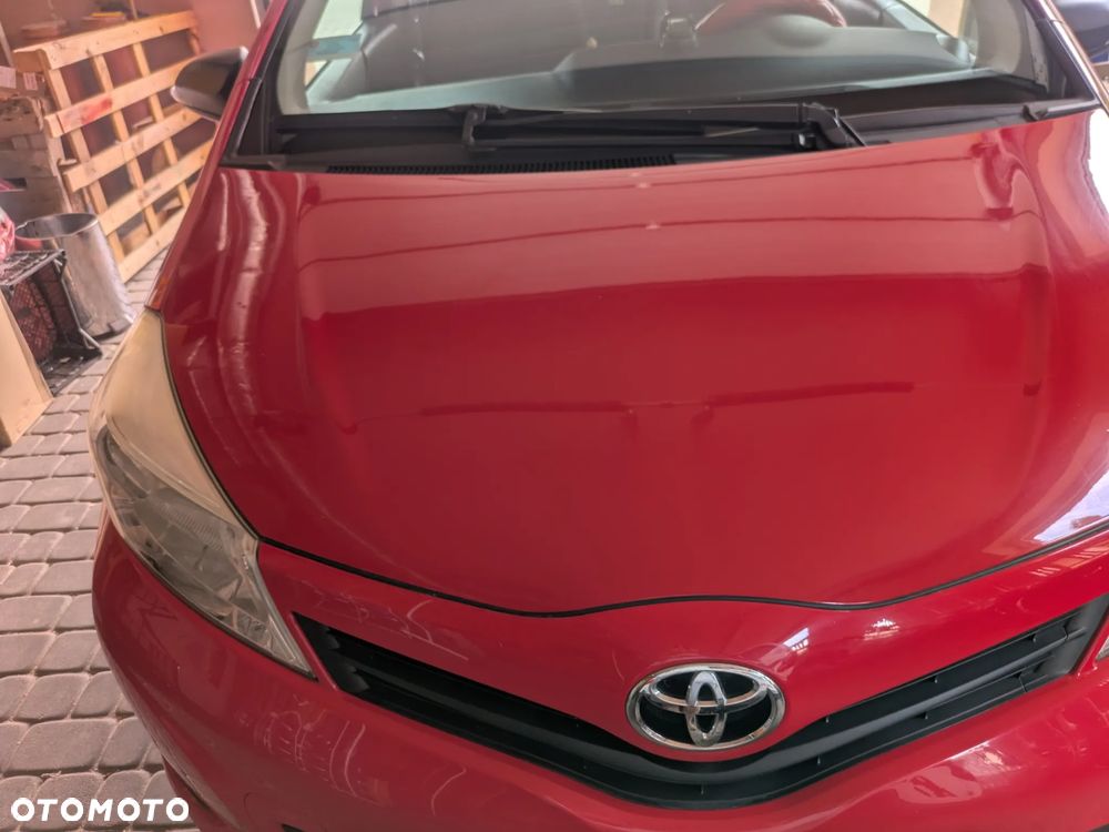 Toyota Yaris 1.0 Luna - 2