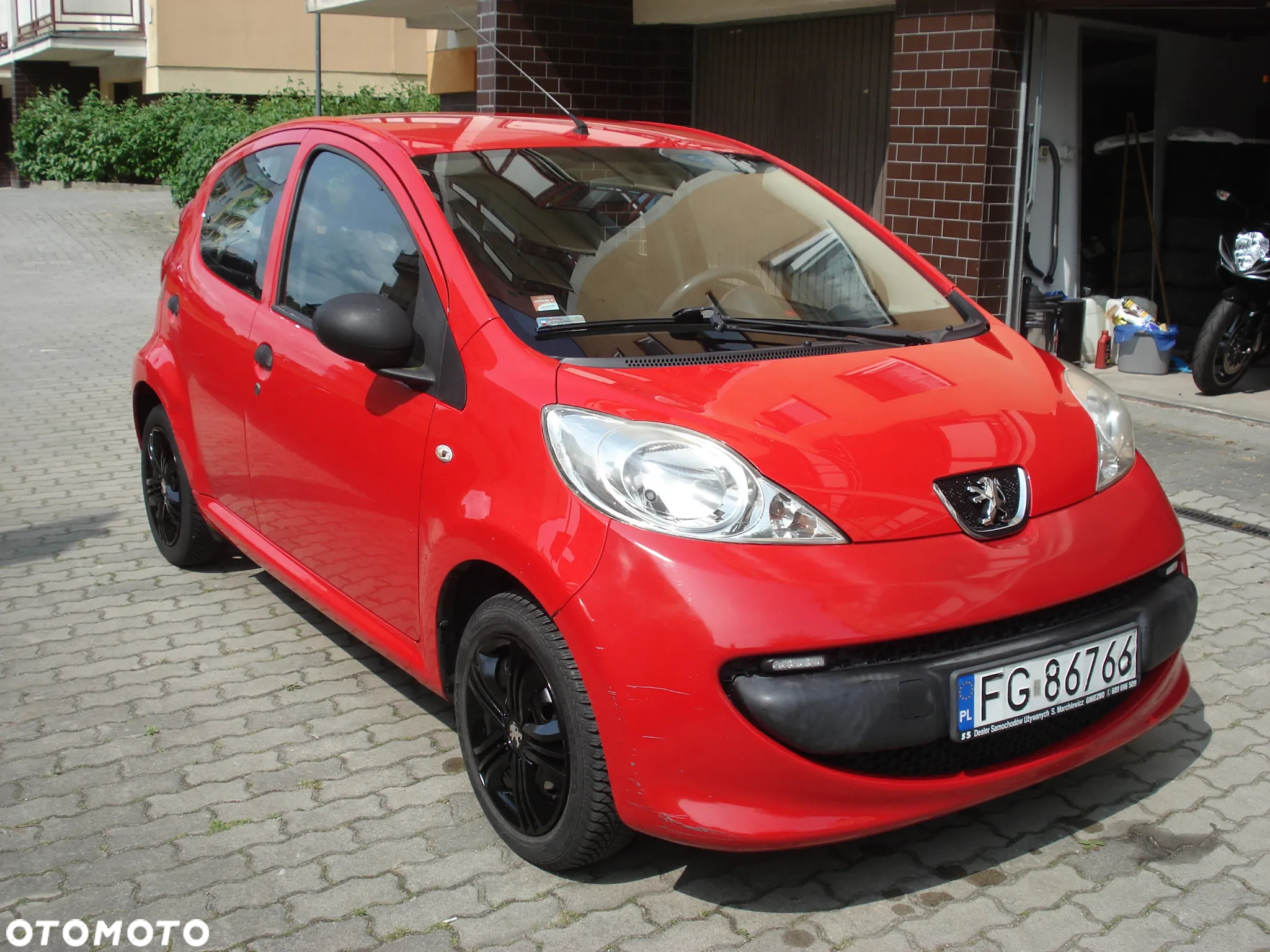 Peugeot 107 1.0 Happy - 4