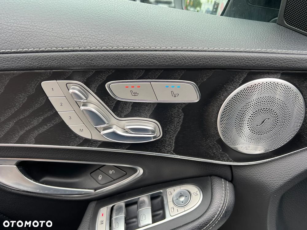 Mercedes-Benz Klasa C 400 4Matic 7G-TRONIC AMG Line - 21