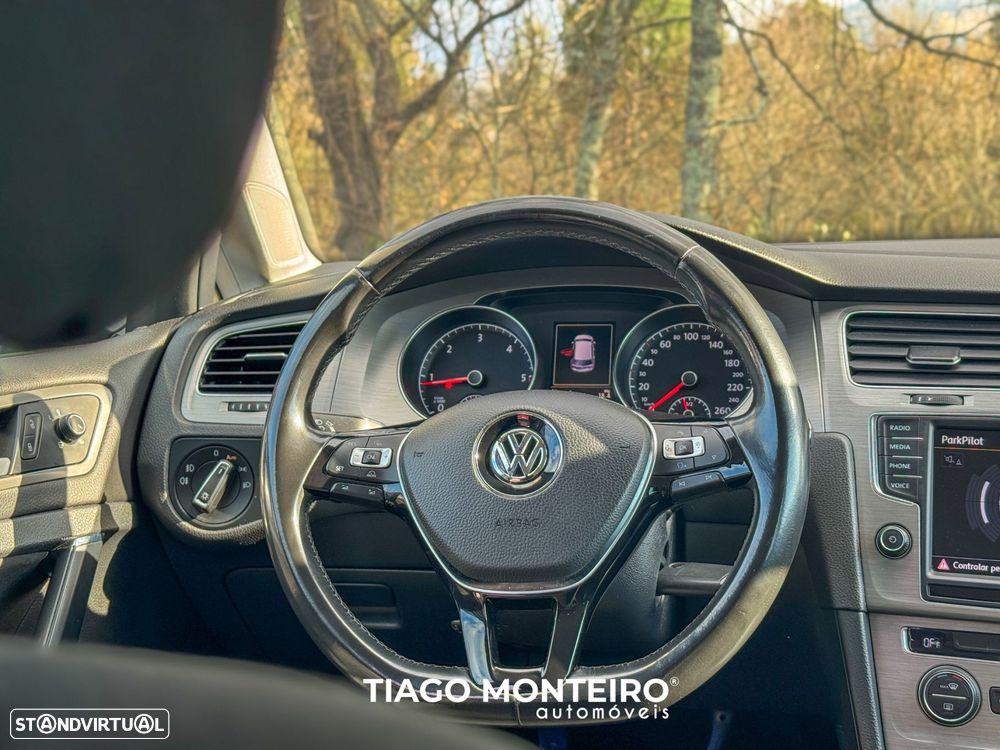 VW Golf 1.6 TDi BlueMotion Trendline - 16