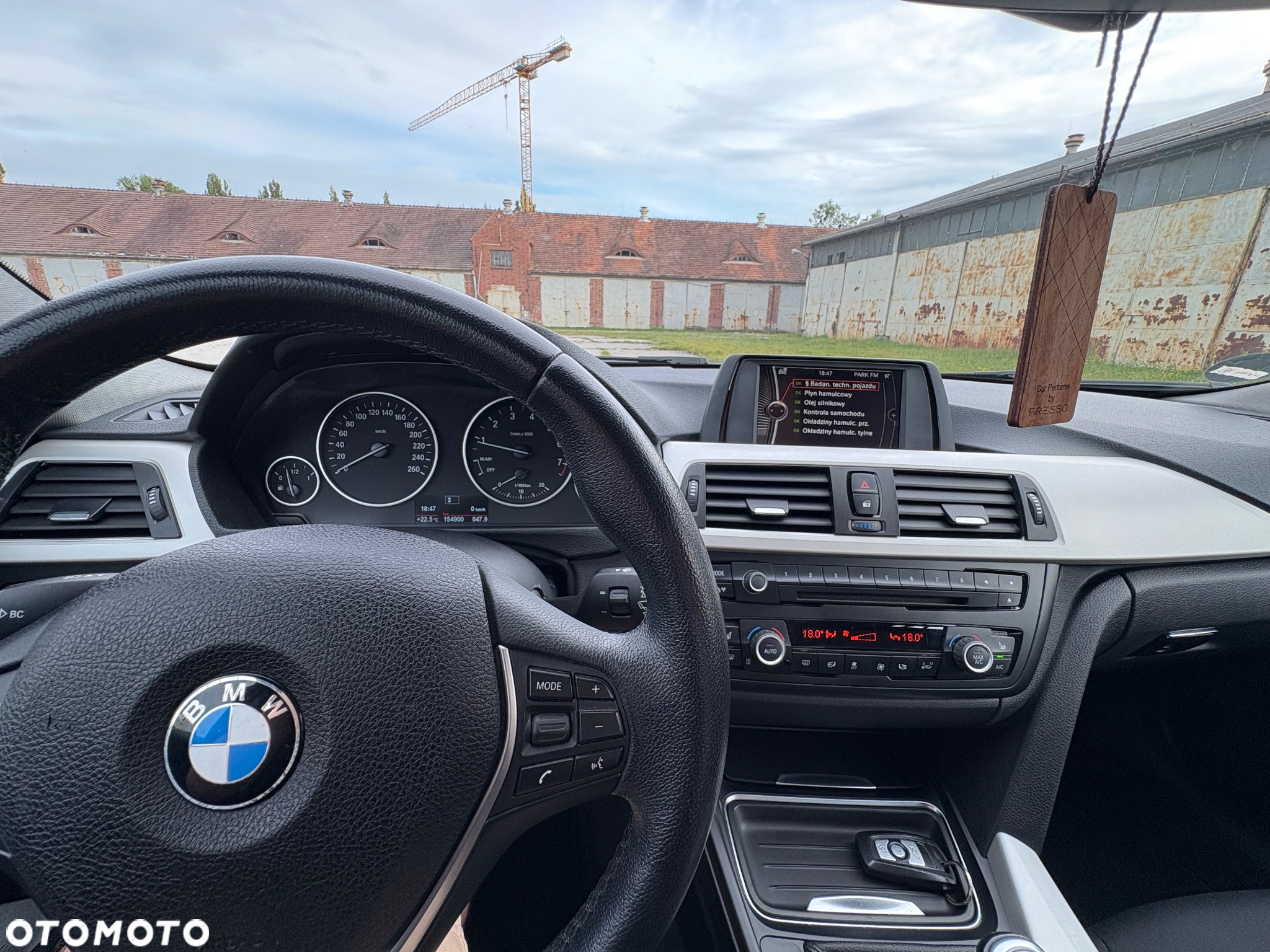 BMW Seria 3 316i Touring - 8