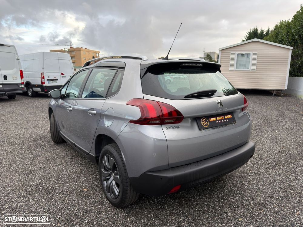 Peugeot 2008 1.2 PureTech Active - 4