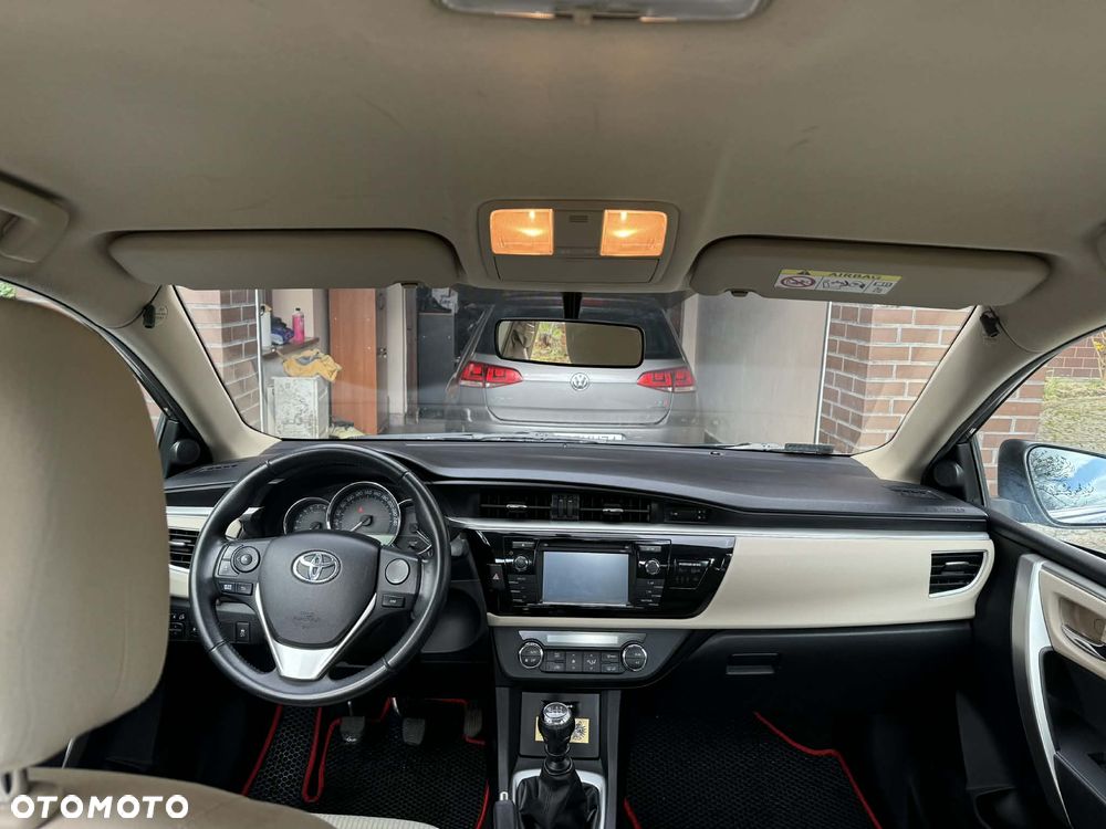 Toyota Corolla 1.6 Premium EU6 - 7