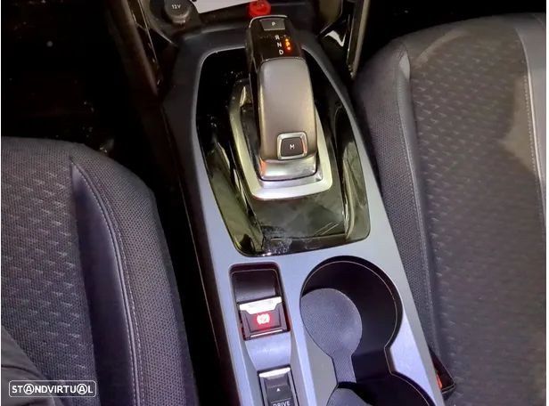 Peugeot 2008 1.2 PureTech Allure EAT8 - 35