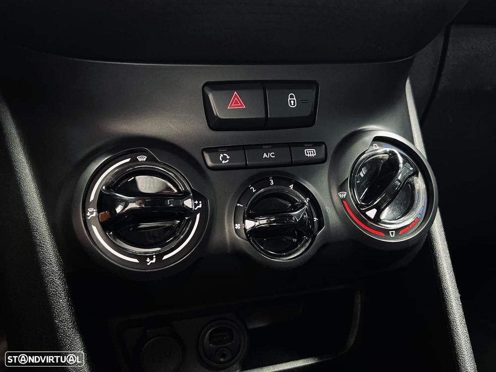 Peugeot 2008 1.2 PureTech Allure - 26