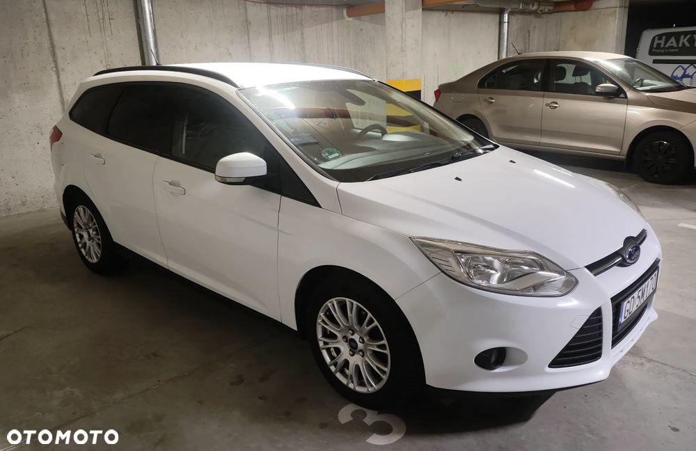 Ford Focus 2013 photo 3