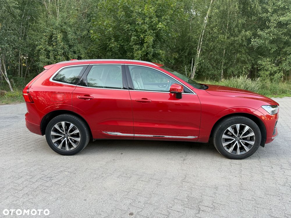 Volvo XC 60 T6 Plug-In Hybrid AWD Inscription - 4
