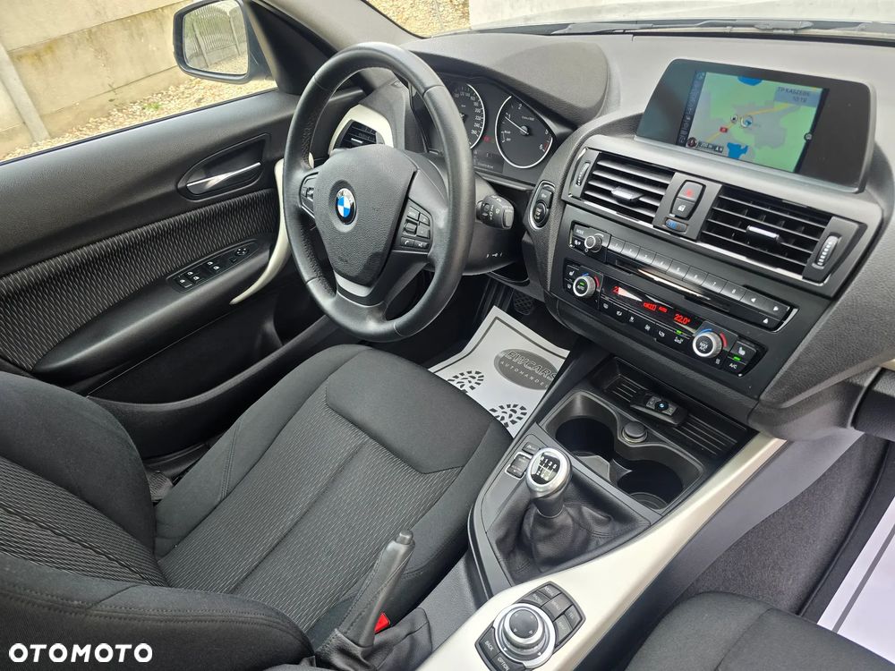 BMW Seria 1 118d Sport Line - 18