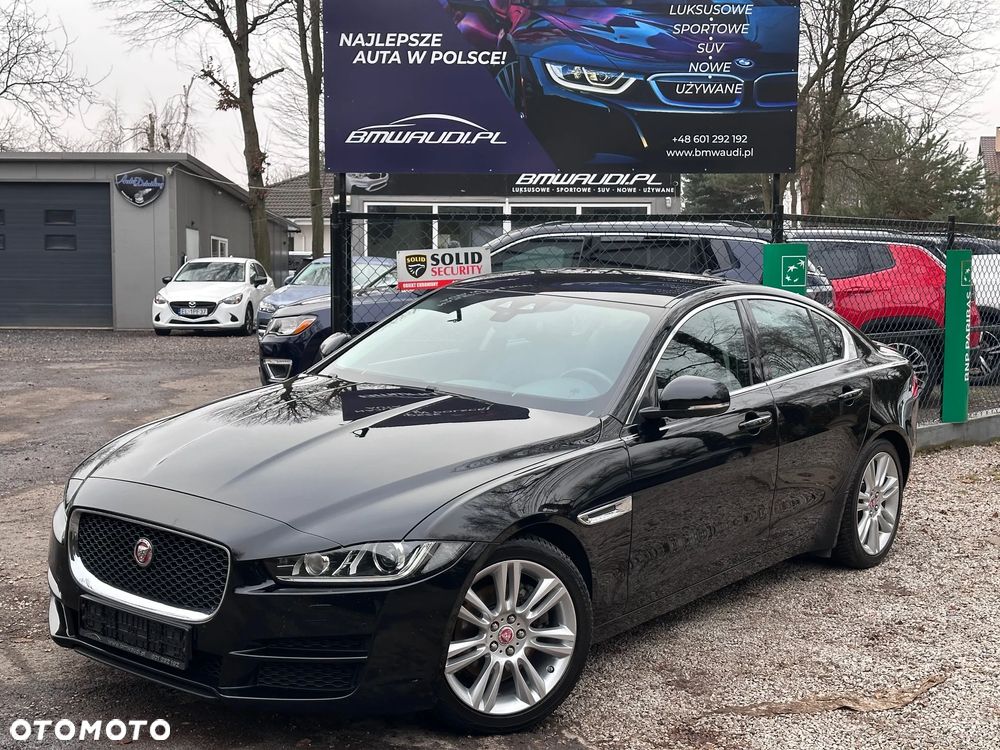 Jaguar XE 20d Prestige - 1