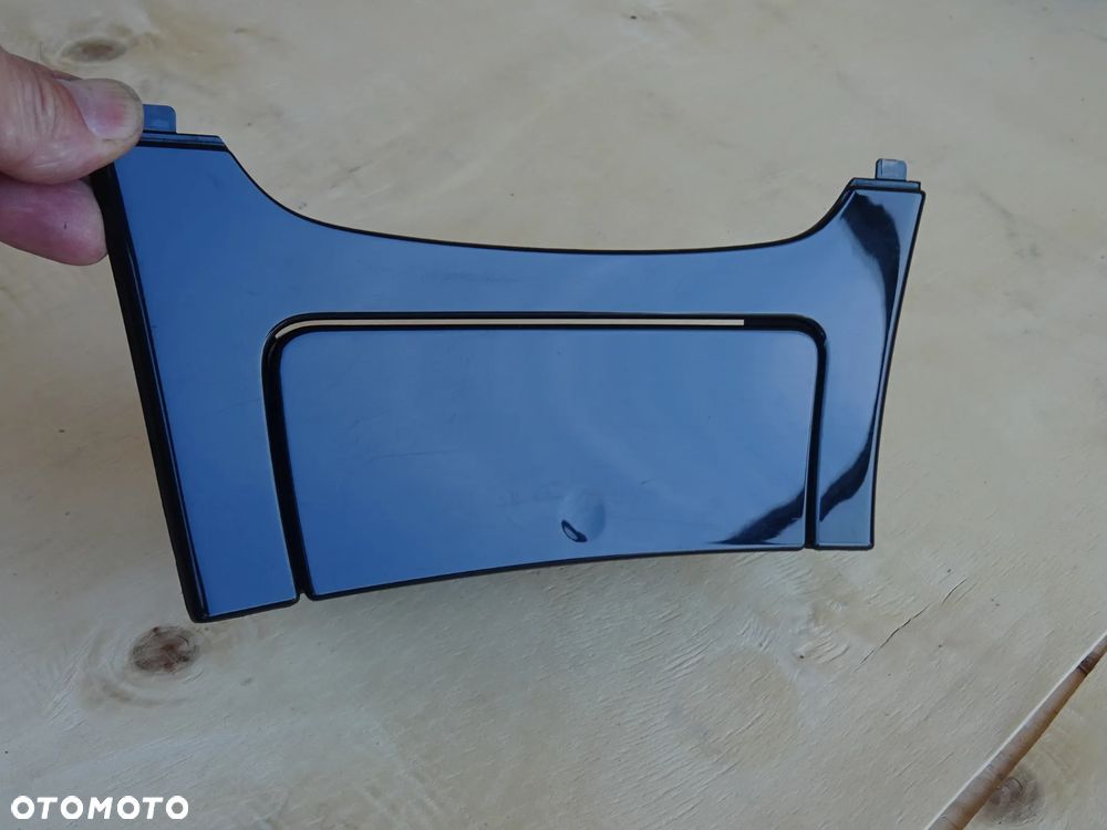 POPIELNICZKA GNIAZDO 12V PANEL DESKI CZARNY DEKOR OPEL INSIGNIA A - 8