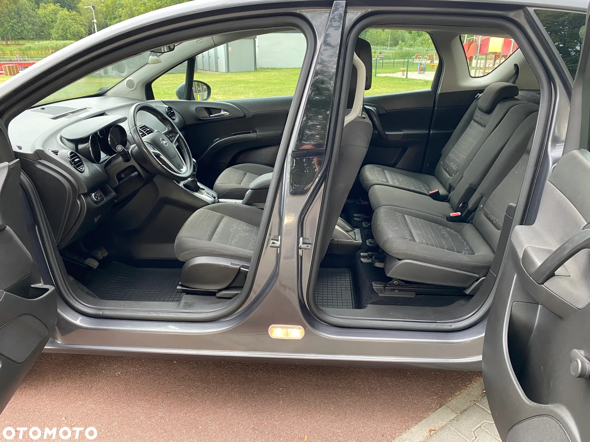 Opel Meriva 1.4 Color Edition - 8