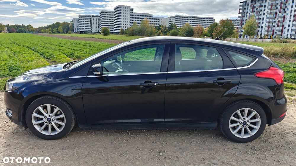 Ford Focus - 10