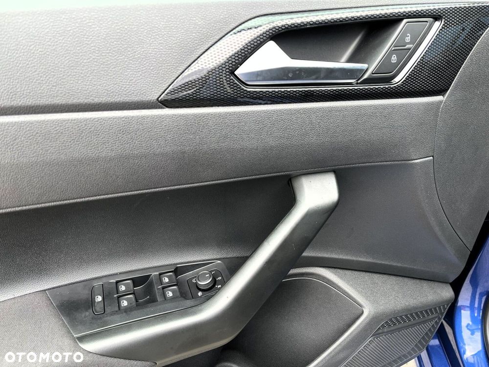 Volkswagen Polo 1.0 TSI Life Plus DSG - 12