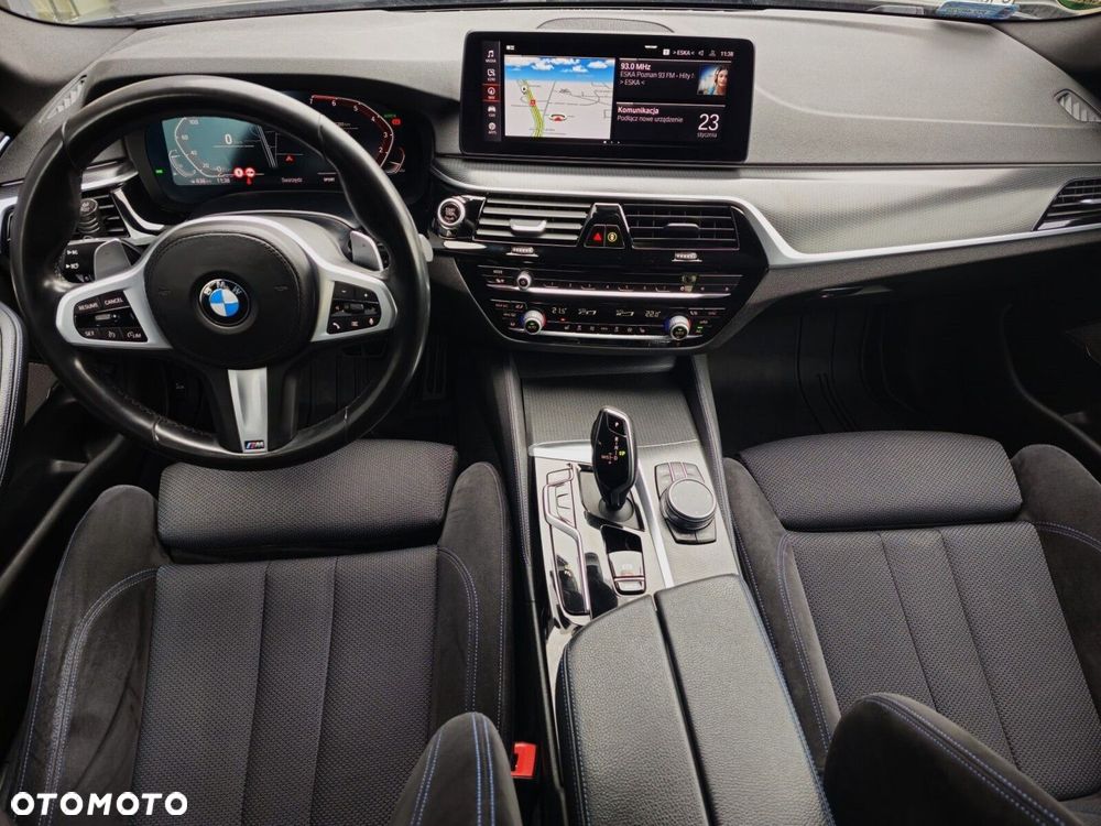 BMW Seria 5 530i xDrive M Sport sport - 13