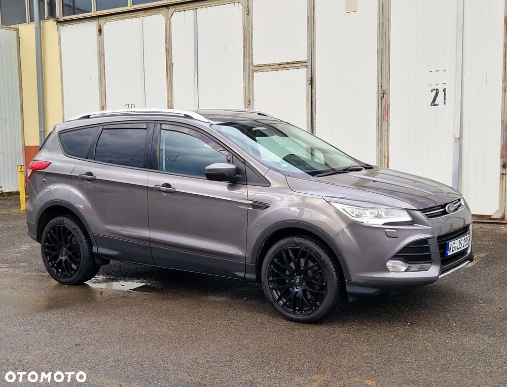 Ford Kuga 2.0 TDCi FWD Titanium - 11