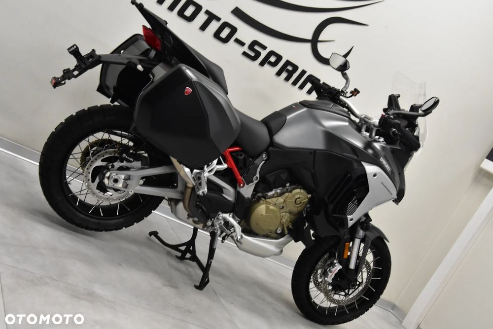 Ducati Multistrada - 10